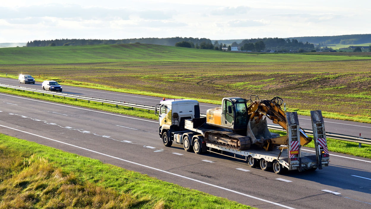 Transport of heavy duty vehicles